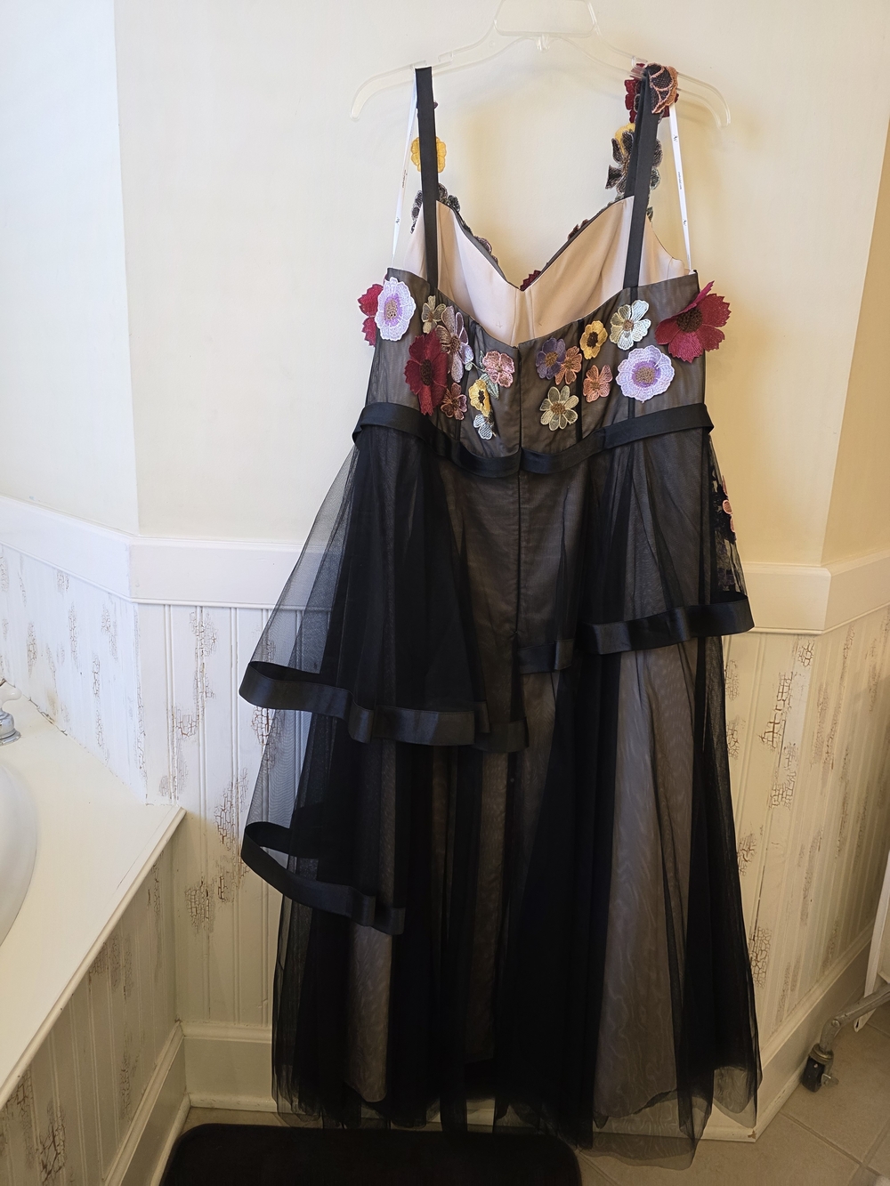 Floral Appliqué Black Tulle Evening Dress - Picture 3 of 3